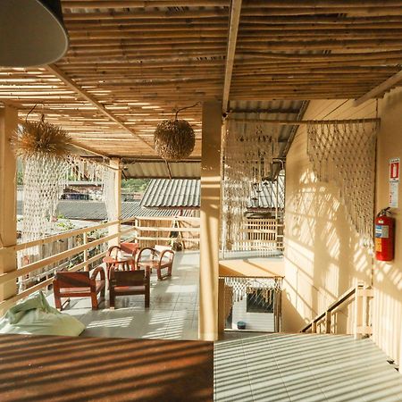 U'Re Holitel Hotell Haad Rin Exteriör bild