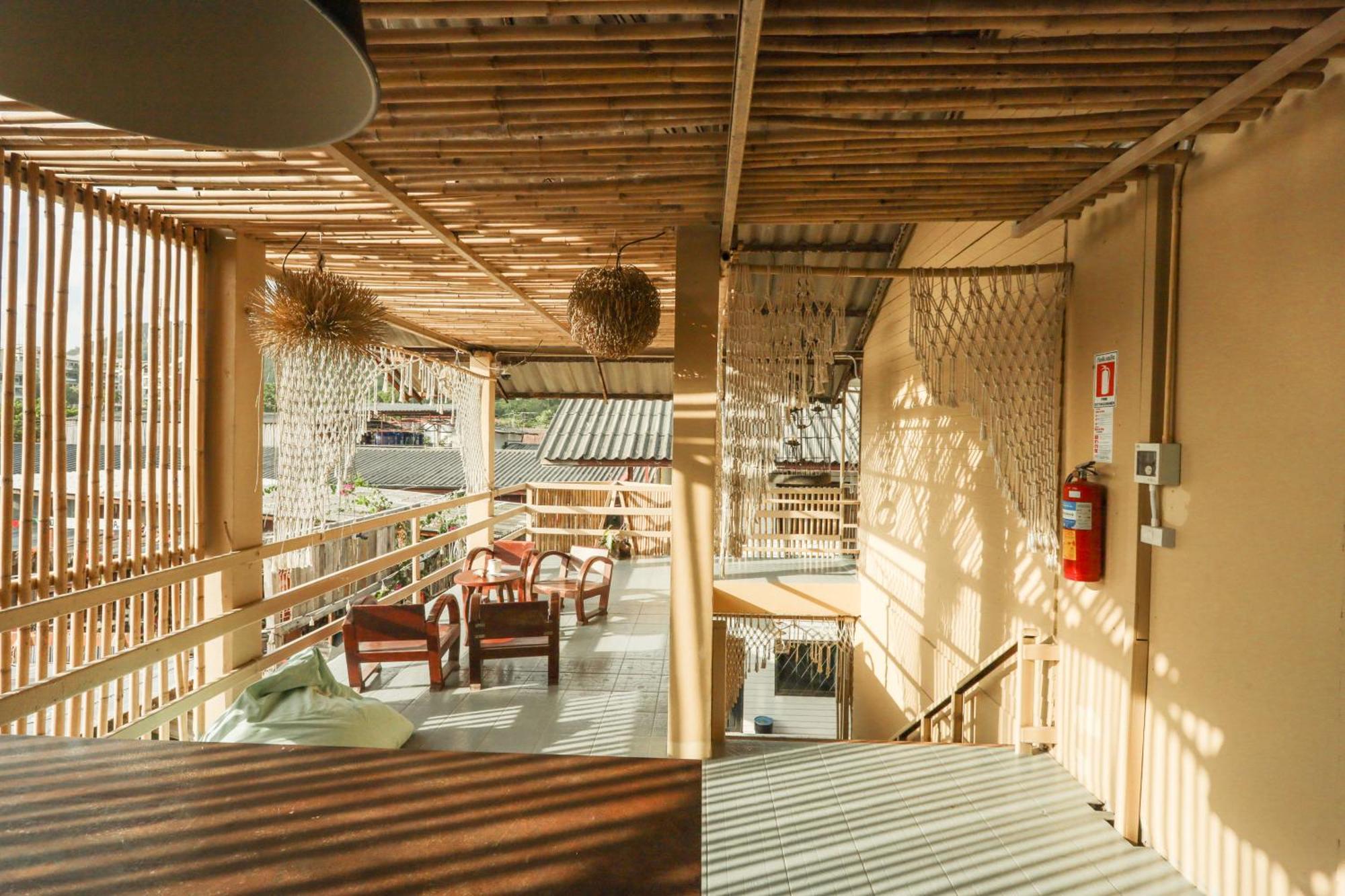 U'Re Holitel Hotell Haad Rin Exteriör bild