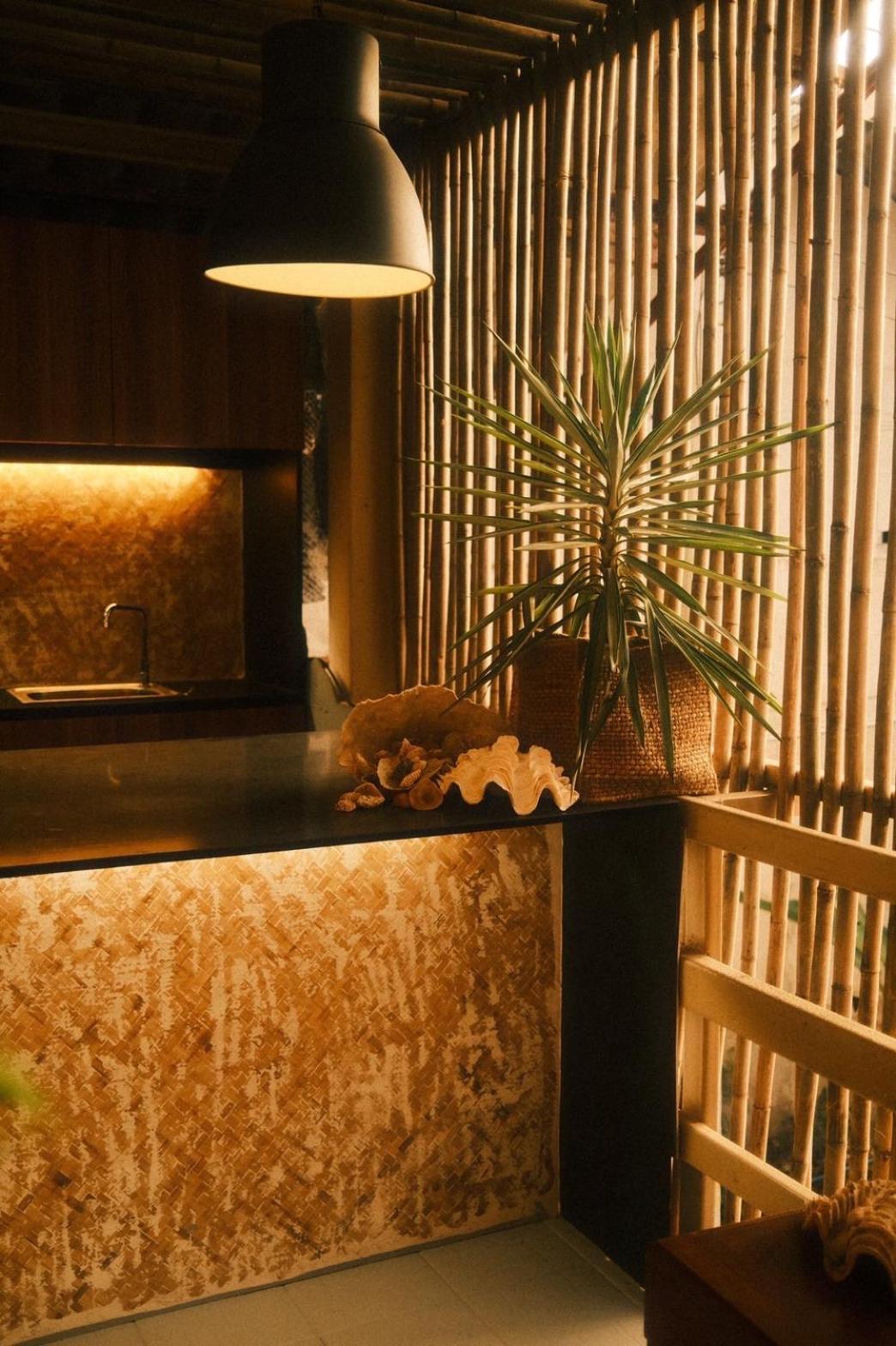 U'Re Holitel Hotell Haad Rin Exteriör bild
